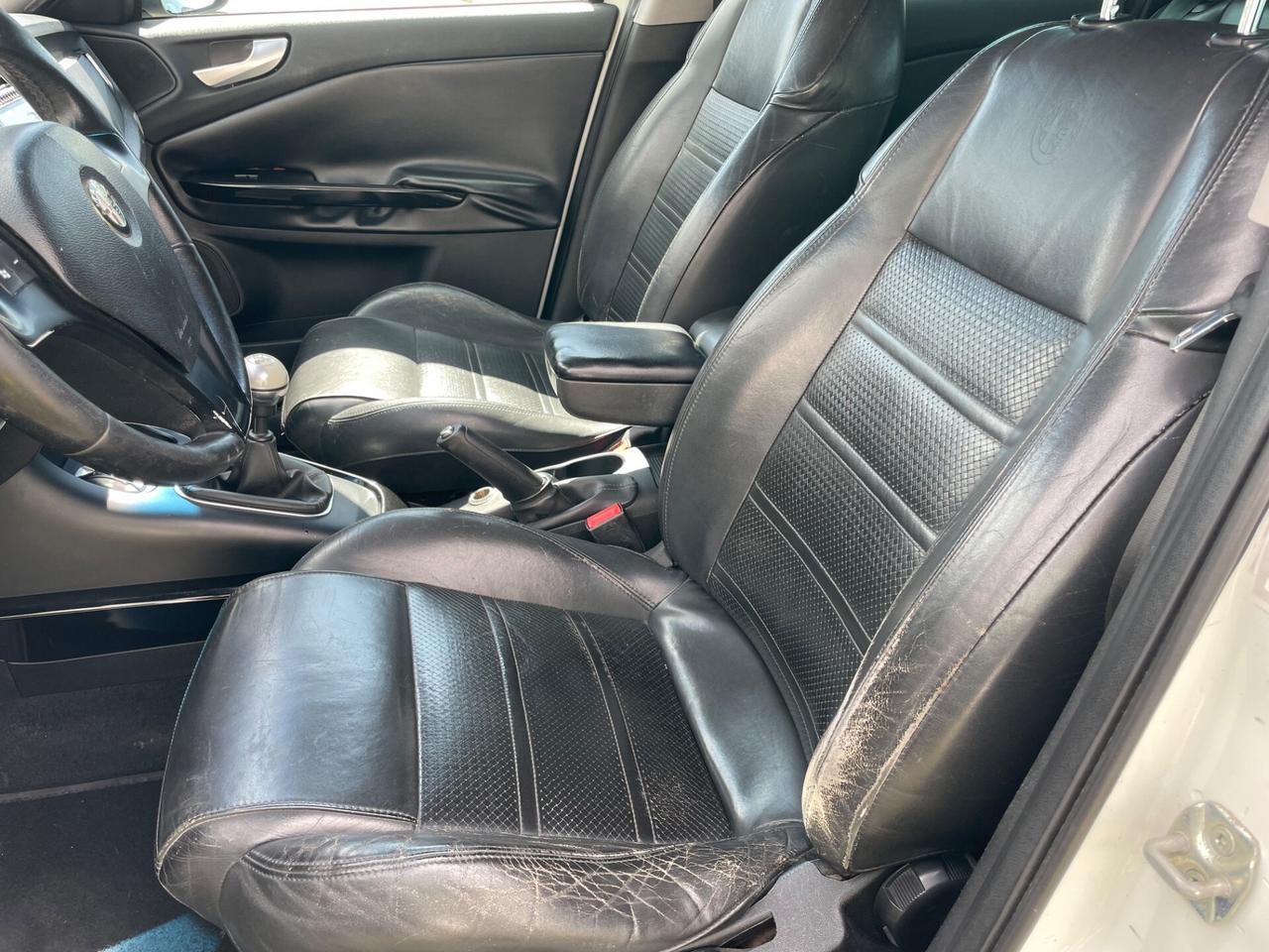 Alfa Romeo Giulietta 1.6 JTDm-2 105 CV Distinctive