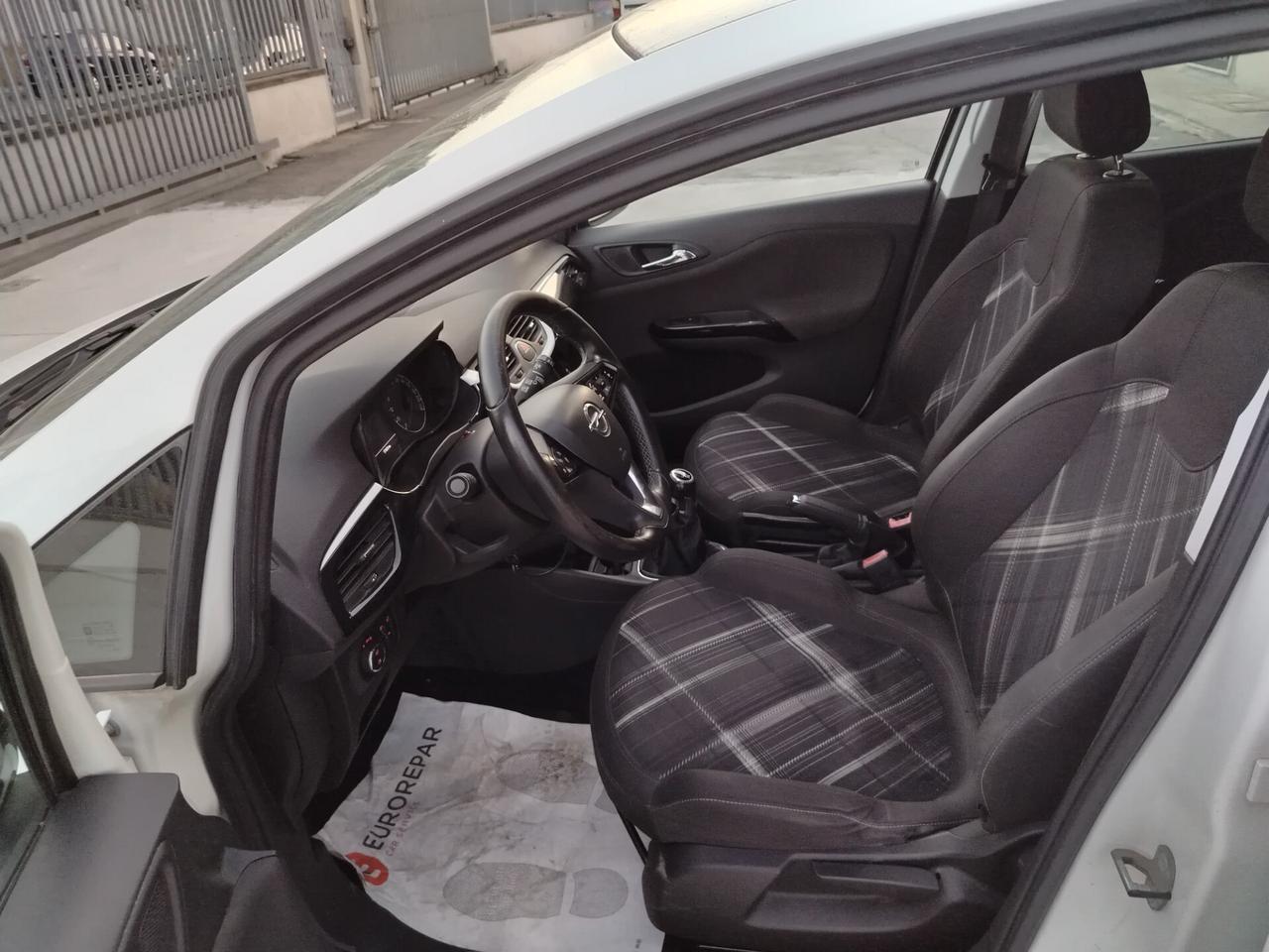 Opel Corsa 1.4 90CV GPL Tech 5 porte b-Color