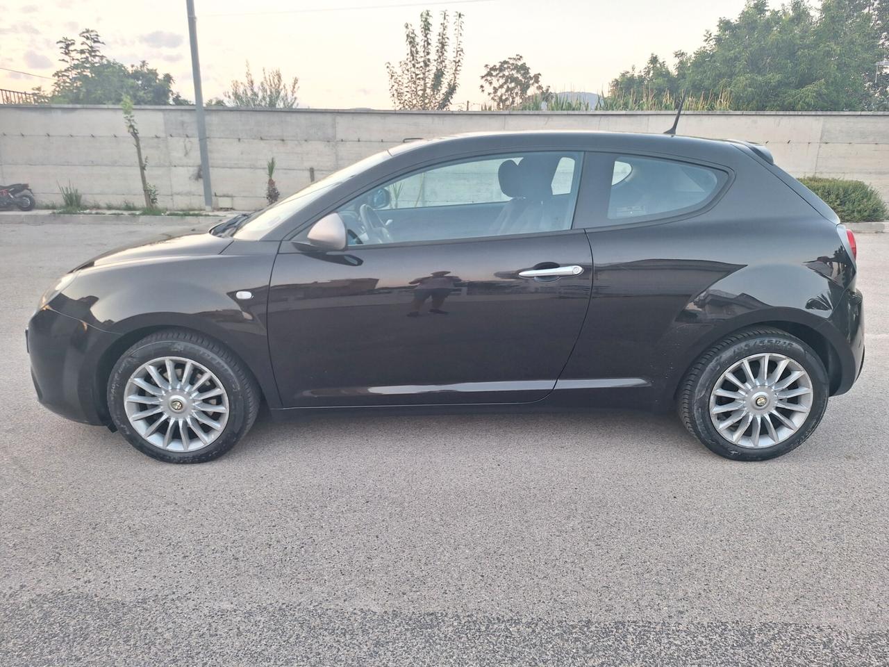 Alfa Romeo MiTo 1.3 JTDm 85cv Distinctive 2014