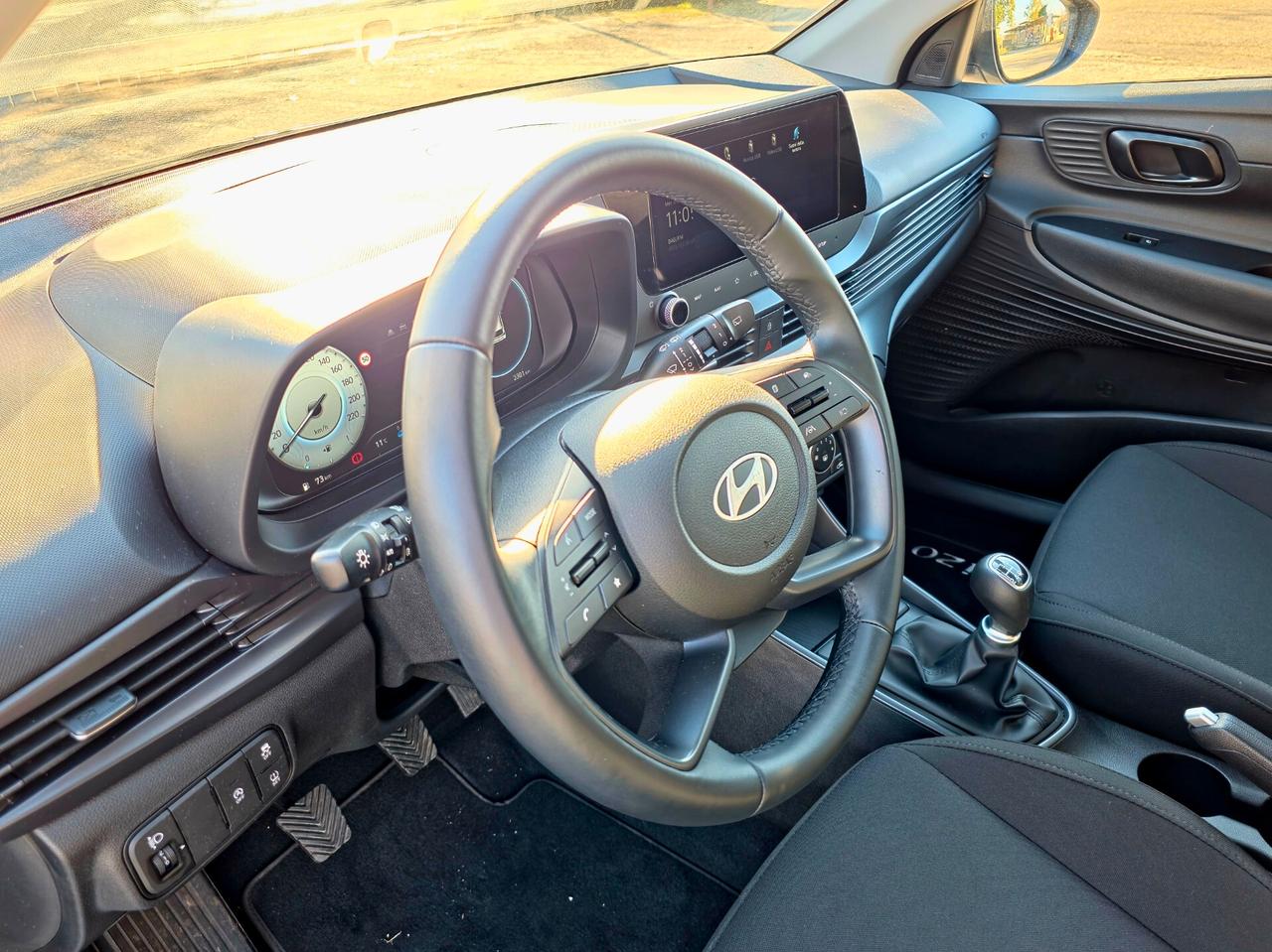 Hyundai i20 1.2 MPI MT Connectline 2025-6E Manuale NEO