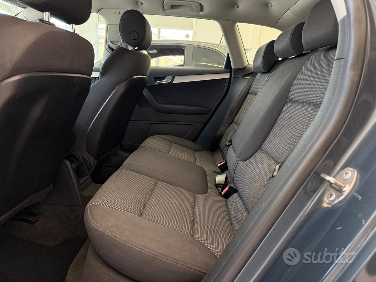 Audi A3 Sportback 1.6 TDI 105cv Attraction ok neop