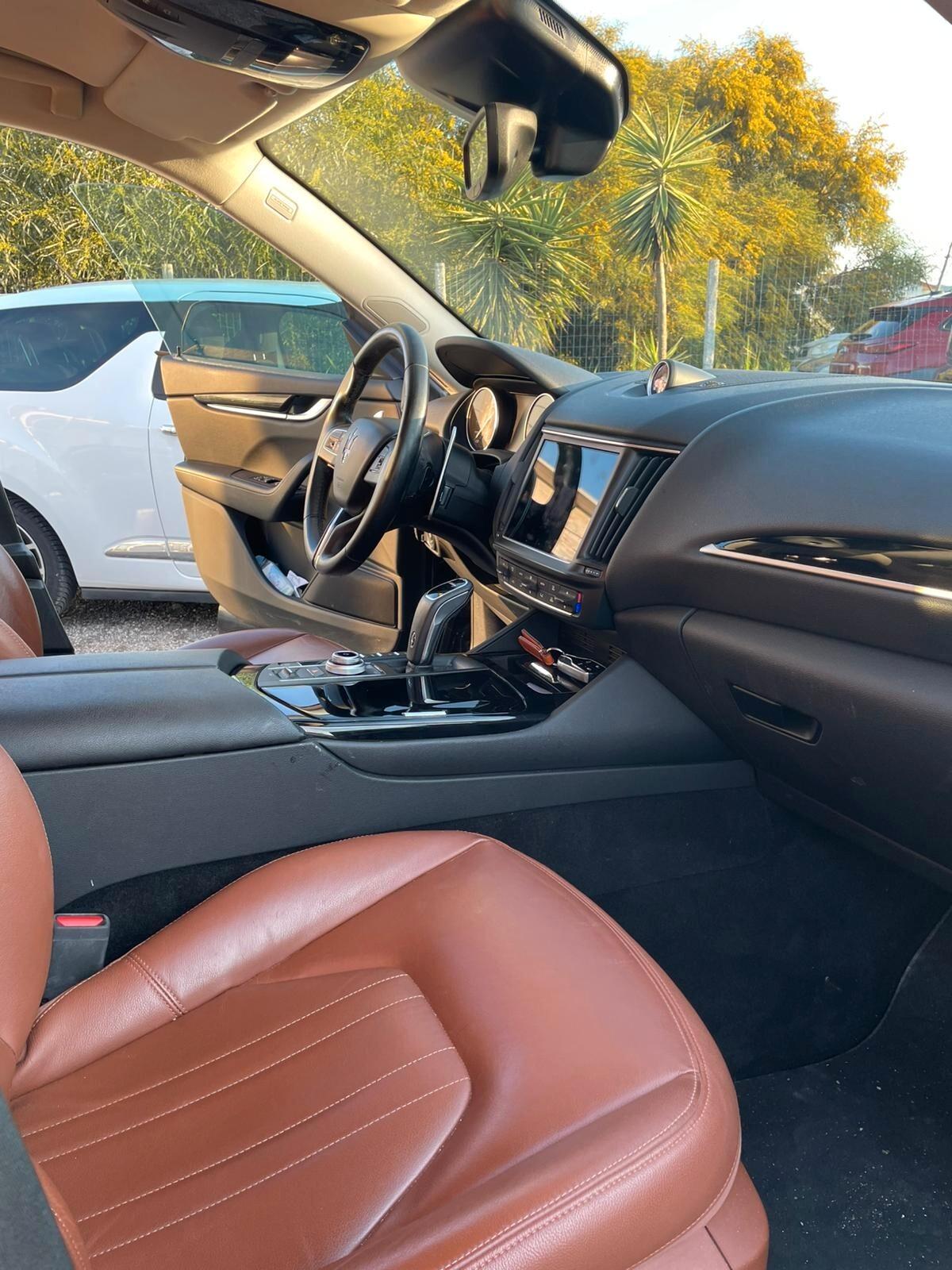 Maserati Levante V6 AWD Granlusso