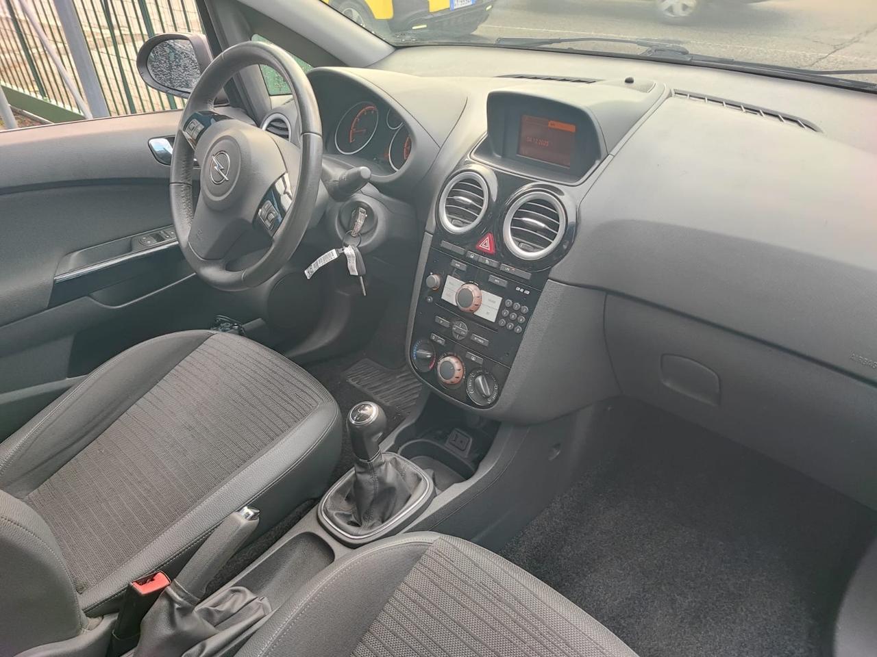 Opel Corsa 1.2 85CV 3 porte GPL