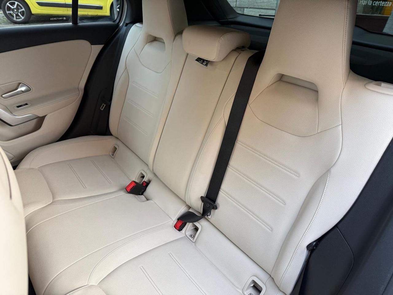 Mercedes-Benz A 200 Sport A 200 #7415