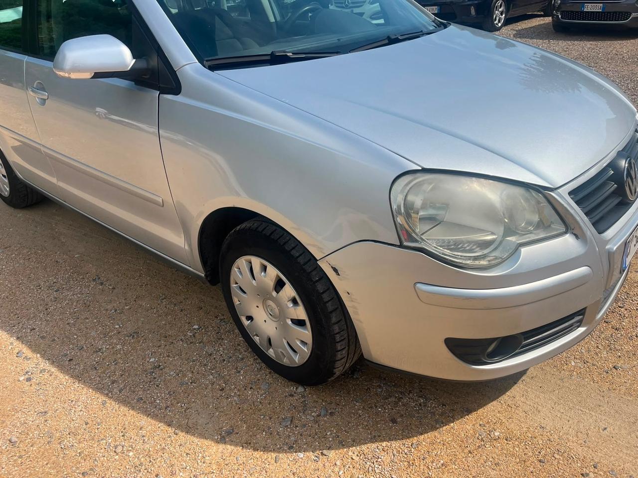 Volkswagen Polo 1.4 16V FSI 5p. Sportline