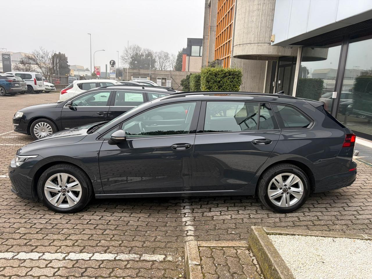 Volkswagen Golf Variant 2.0 tdi Life 115cv