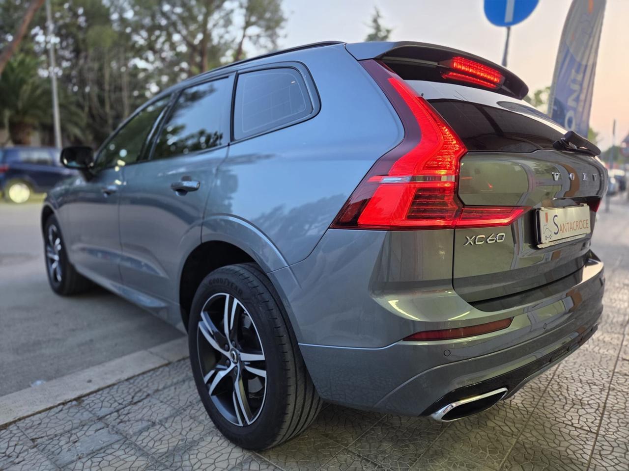 XC60 2.0 b4 R-design awd auto UNICO PROPRIETARIO