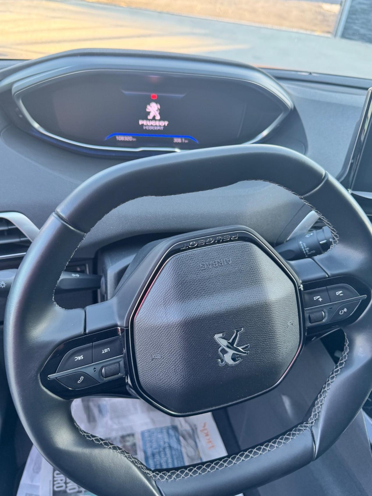 Peugeot 3008 BlueHDi 130 S&S Allure