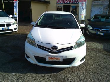 Toyota Yaris 1.0 5 porte Lounge