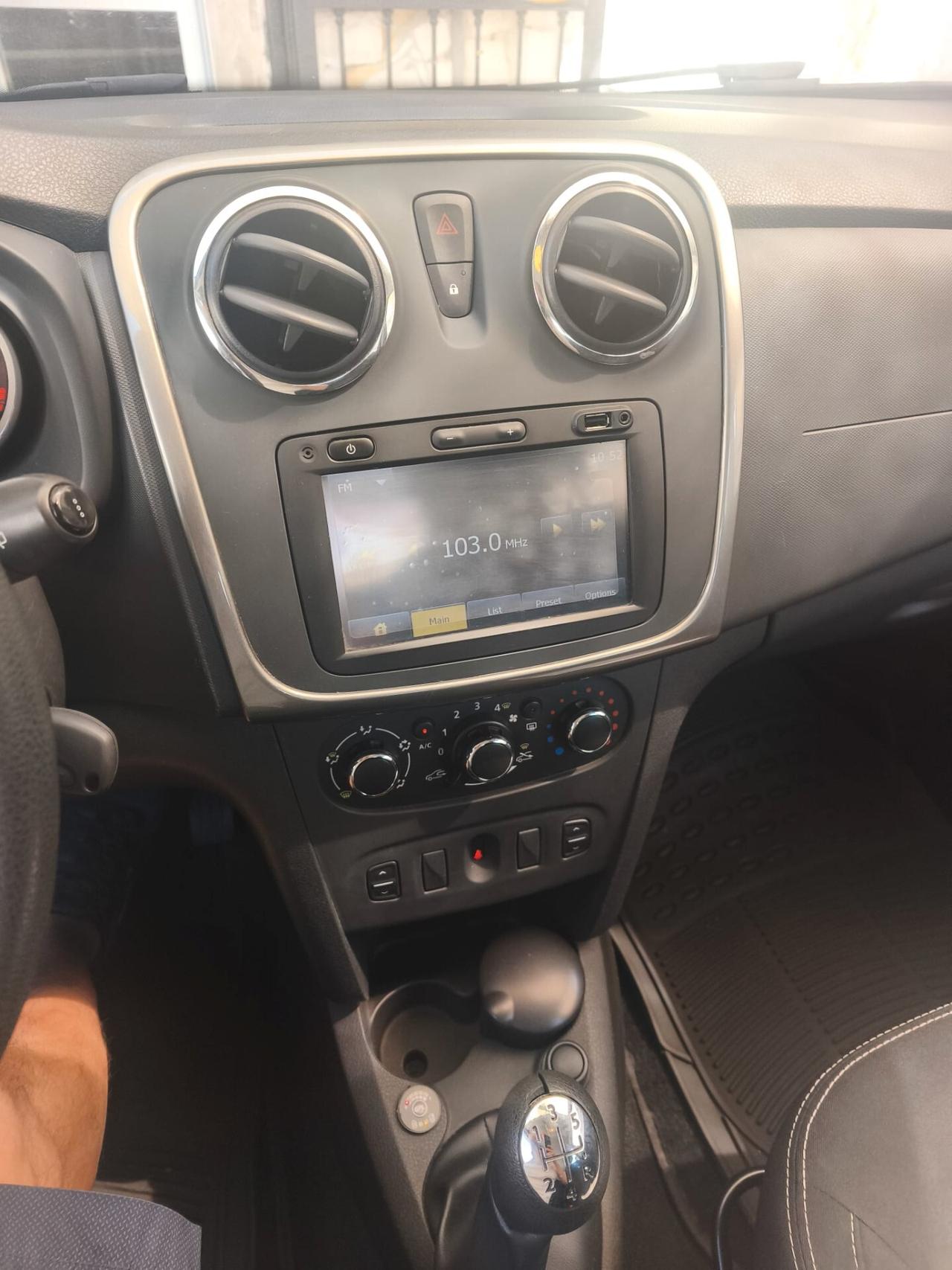 Dacia Sandero 0.9 TCe 12V TurboGPL 90CV Start&Stop Lauréate