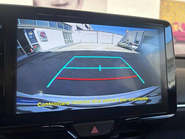 TOYOTA Yaris Cross 1.5 Hybrid 5p. E-CVT AWD-i Lounge