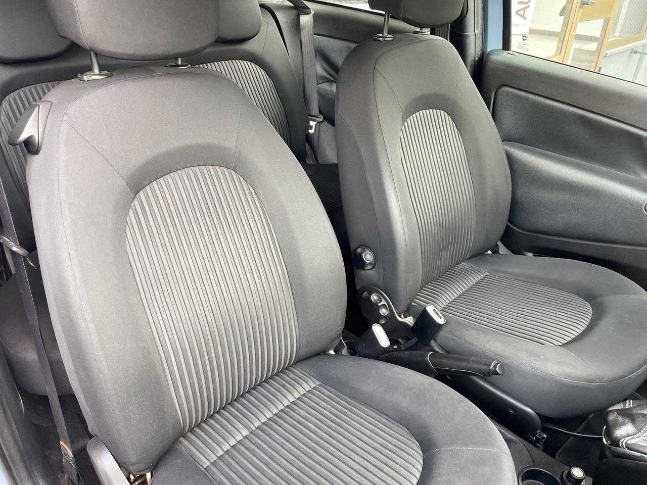Lancia Ypsilon 1.2 Argento