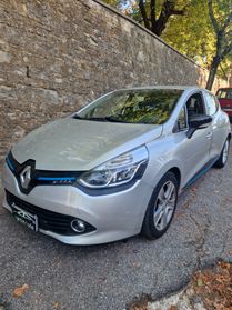 Renault Clio 1.2 Benz 75CV - 2012
