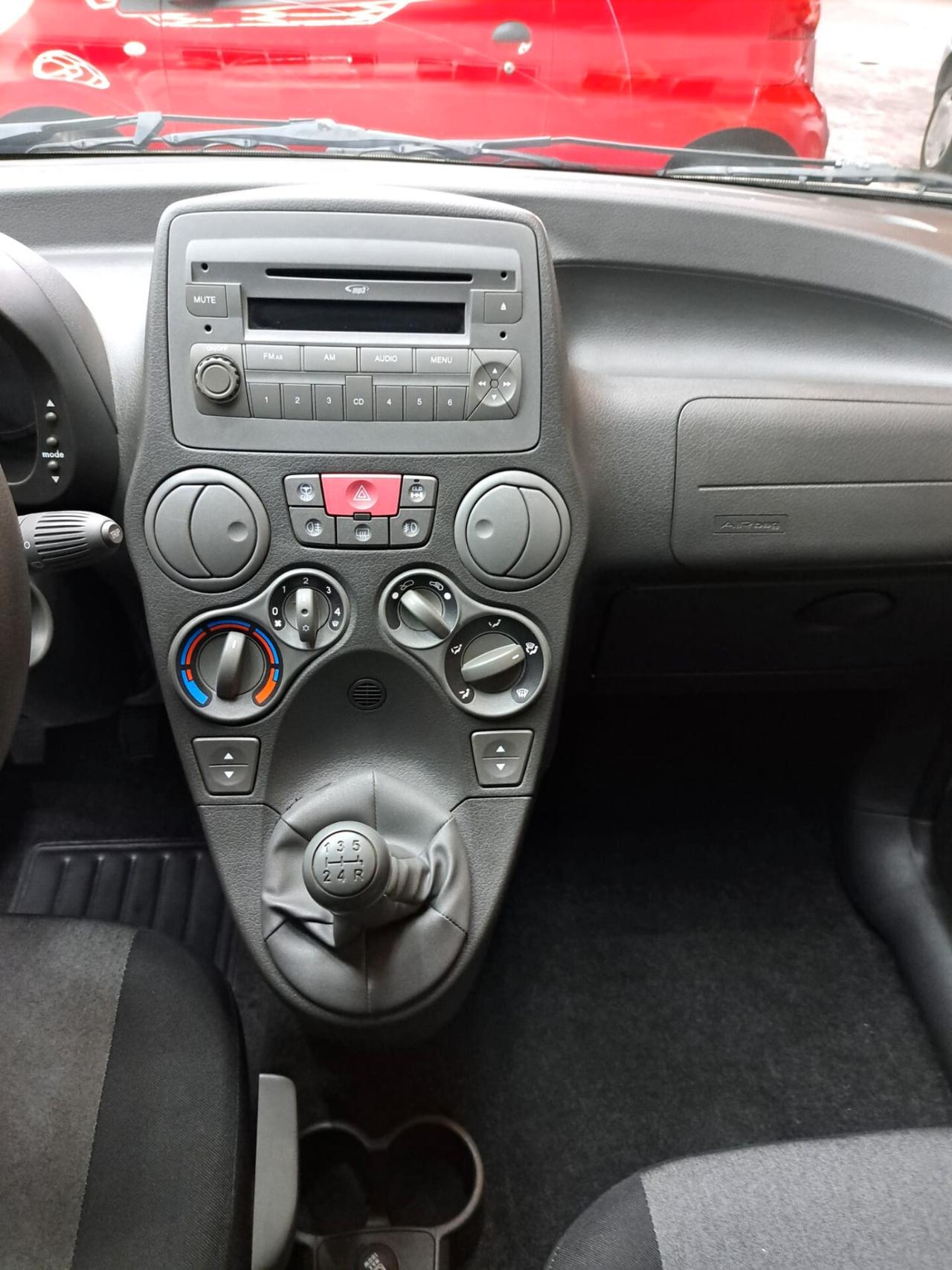 Fiat Panda 1.3 MJT 16V DPF 4x4 Climbing