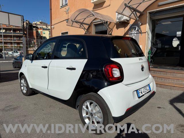 SMART ForFour 70 1.0 Passion