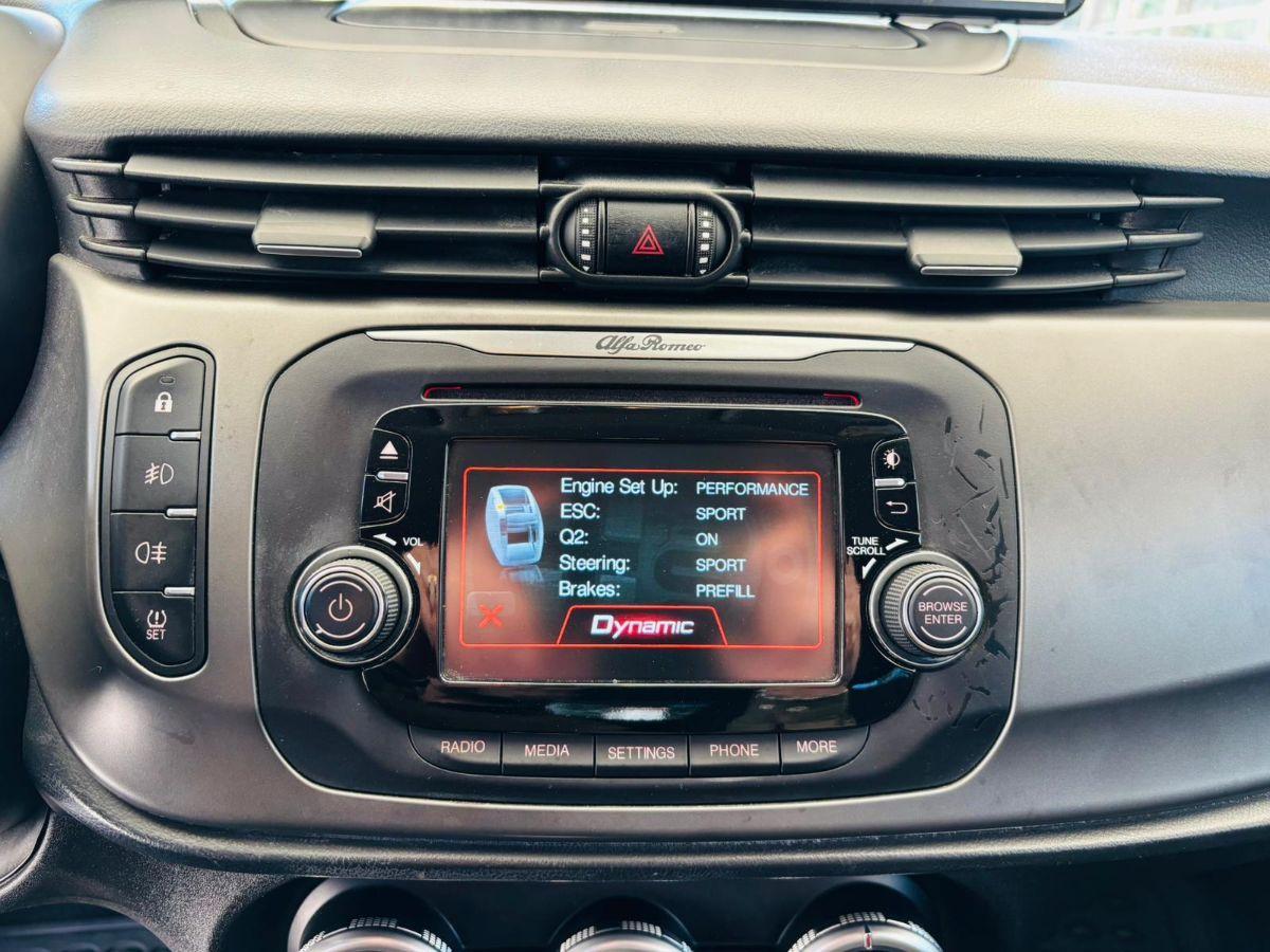 Alfa Romeo Giulietta 1.6 JTDm-2 105 cv Distinctive Facelift