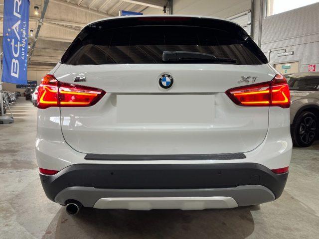 BMW X1 sDrive18d Business 18" xLine Navi/Full LED/Park Pl