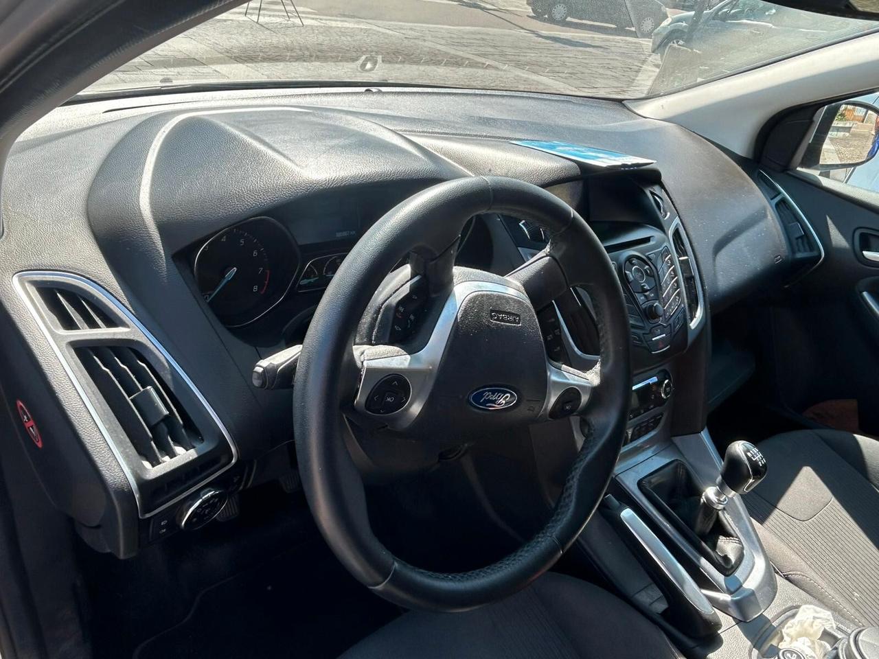 Ford Focus 5p 1.6 Plus ecoboost