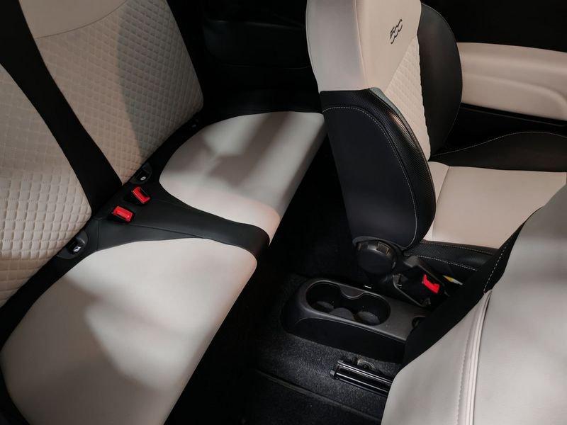 FIAT 500C 1.0 Hybrid Dolcevita