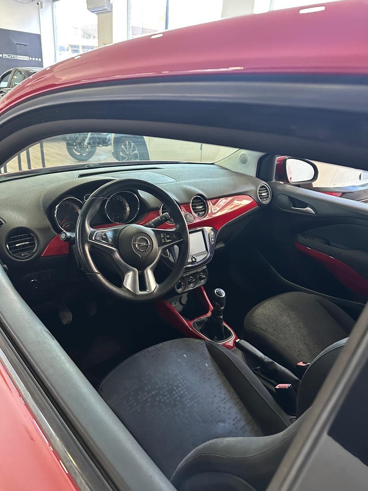 Opel Adam 1.2 70 CV