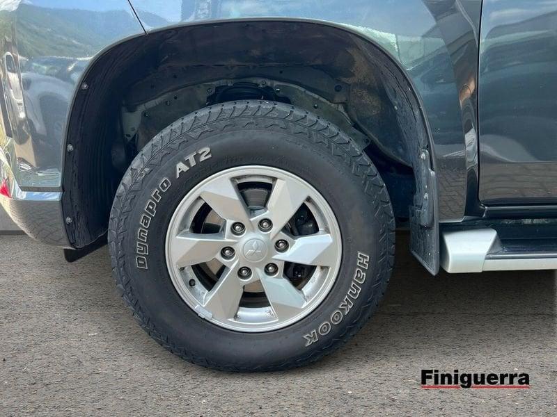 Mitsubishi L200 L200 cl.cab 2.3d Invite Connect 4wd 150cv