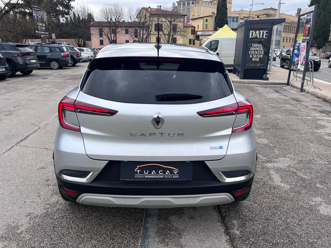 Renault Captur E-TECH 145 HEV Intens #10239