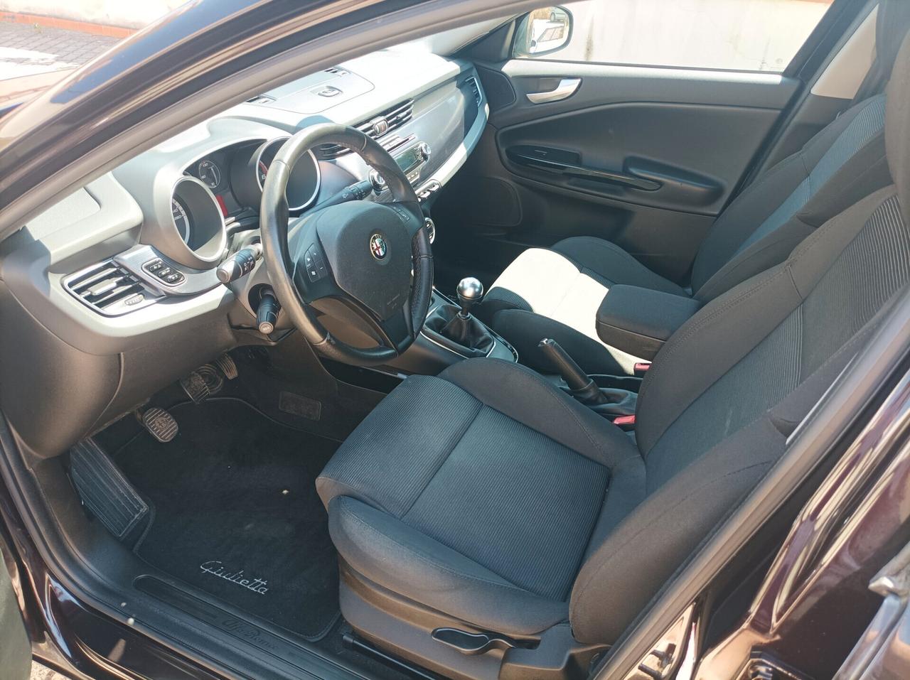Alfa Romeo Giulietta 1.6 JTDm-2 105 CV Distinctive