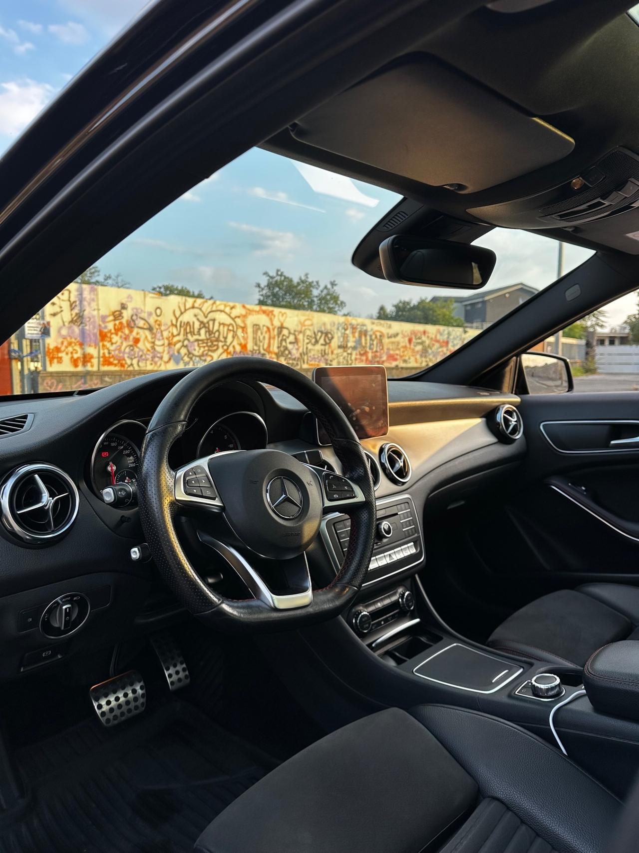 Mercedes-benz GLA 200 d Automatic 4Matic Premium