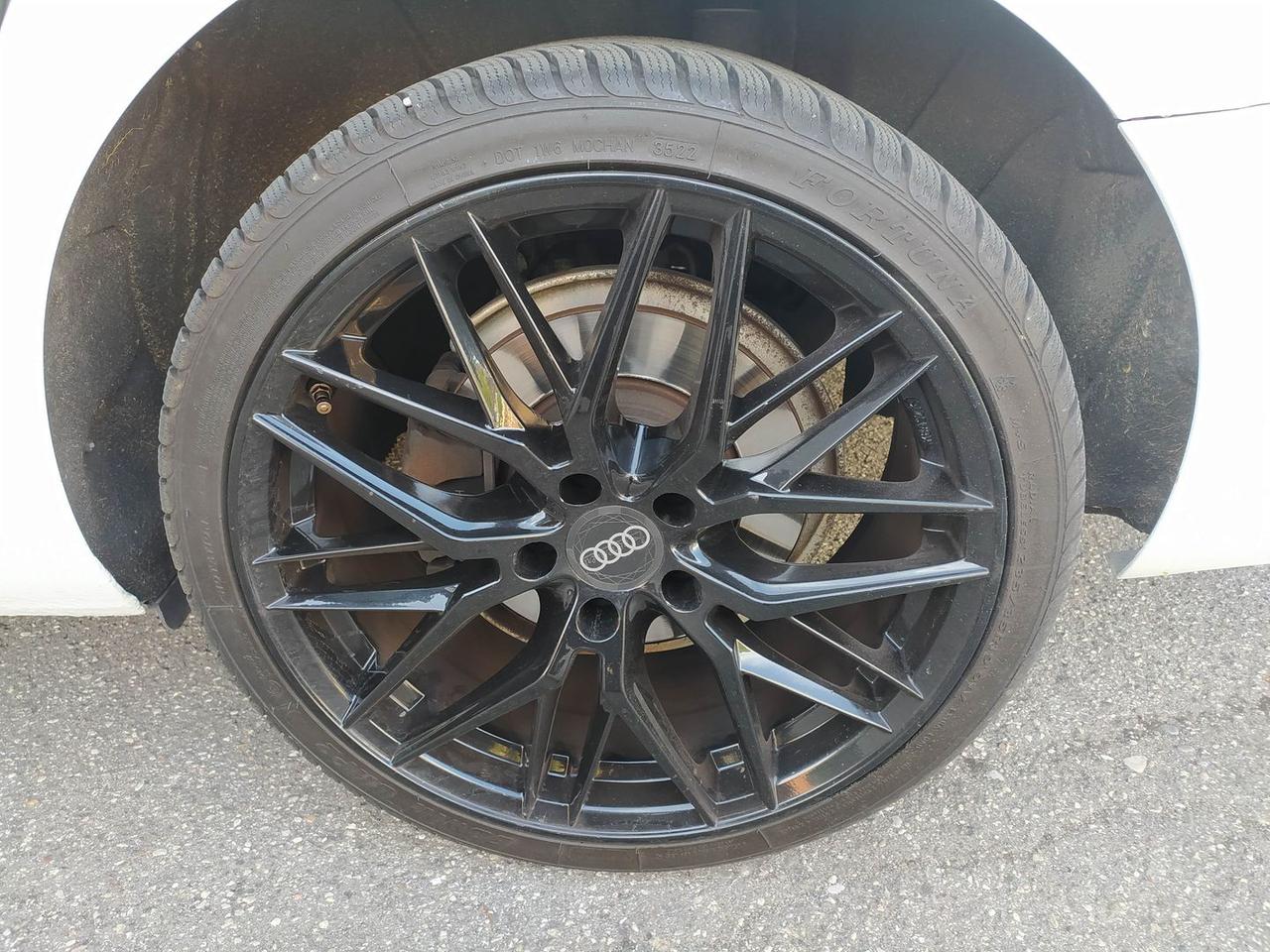 Audi A4 2.0 TDI ultra Business Sport
