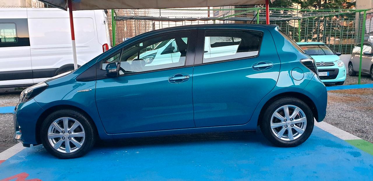 TOYOTA YARIS 1.5 BENZINA/IBRIDA FULL OPTIONAL KM 71 MILA