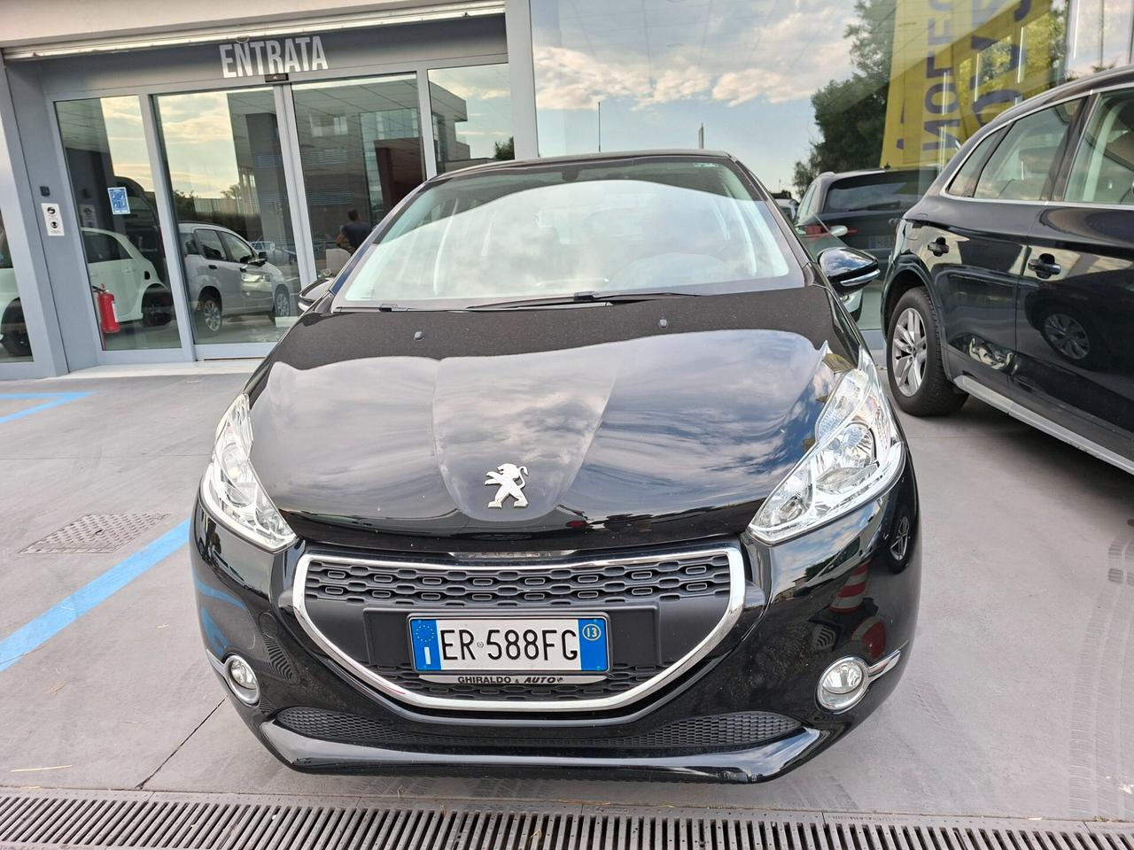 Peugeot 208 1.2 benzina Neopatentati 2013