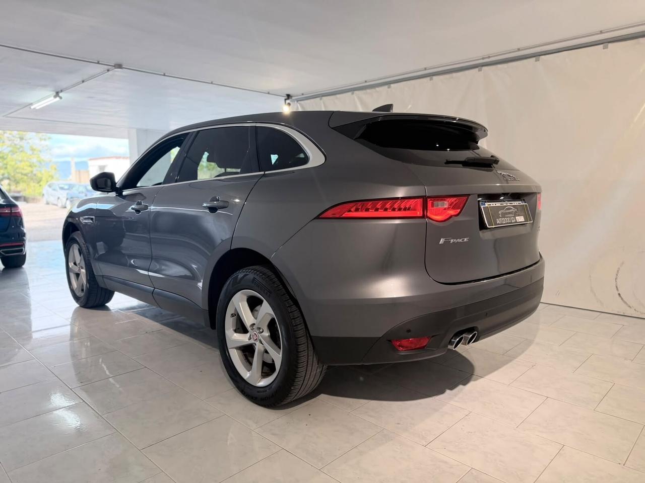 JAGUAR F-PACE PORTFOLIO 2.0AWD 180CV PRONTA CONSEGNA
