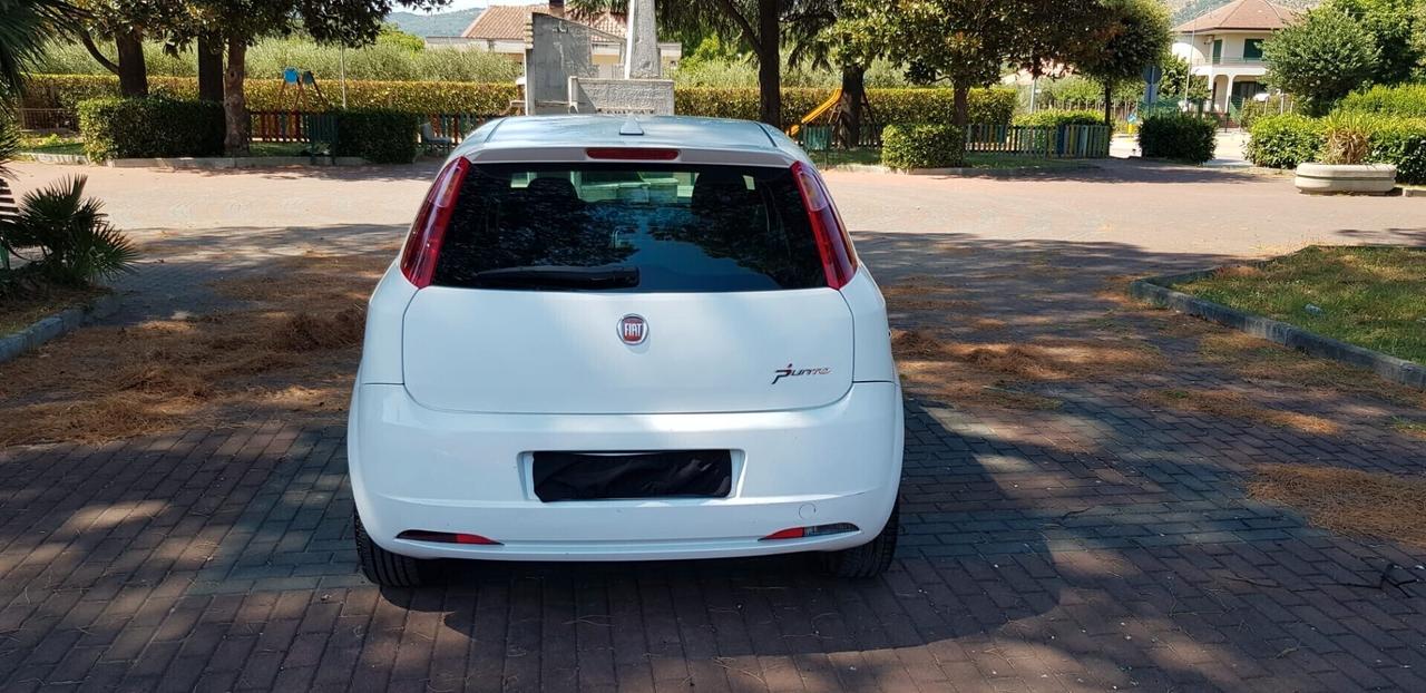 Fiat Grande Punto 1.3 MJT 90 CV 5 porte cruise control,cerchi in lega da 16, mp3,usb,comandi al volante
