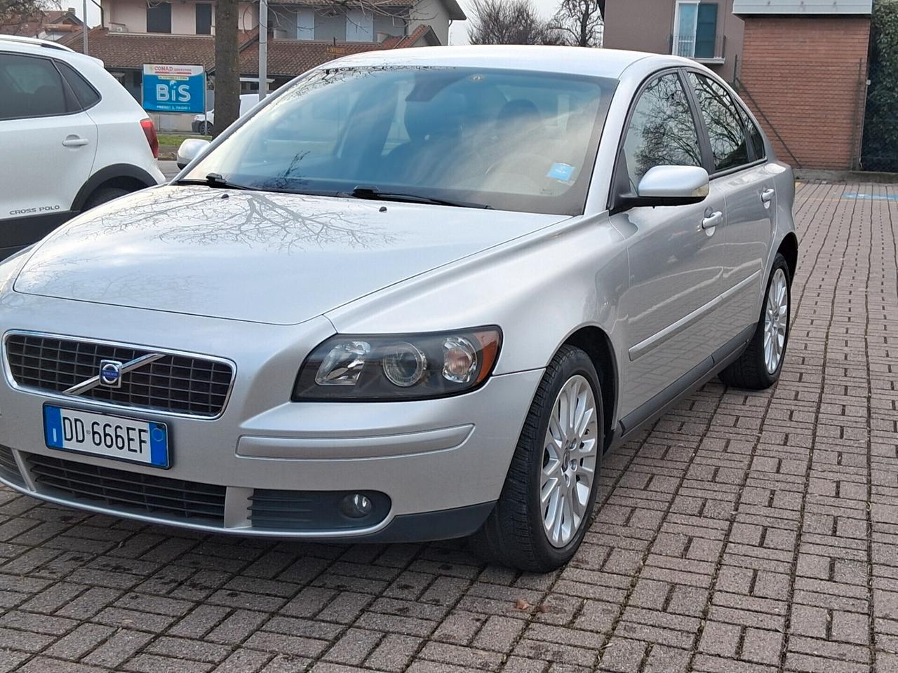Volvo S40 2.0 D cat Summum NEOPATENTATI..CELL 320 147 1147 WHATSAPP