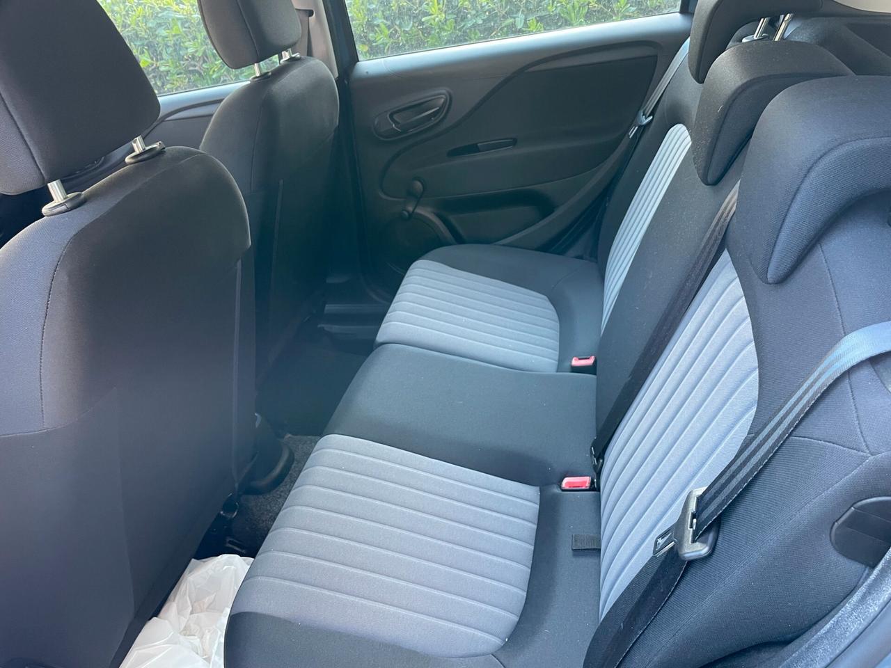 Fiat Punto 1.4 8V 5 porte Natural Power Street