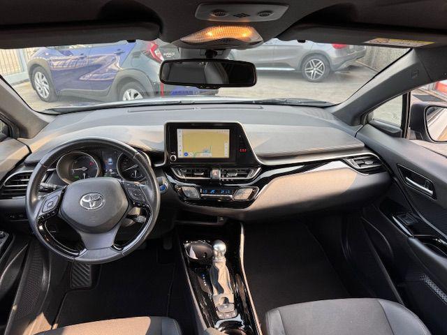 TOYOTA C-HR 1.8 Hybrid E-CVT Trend