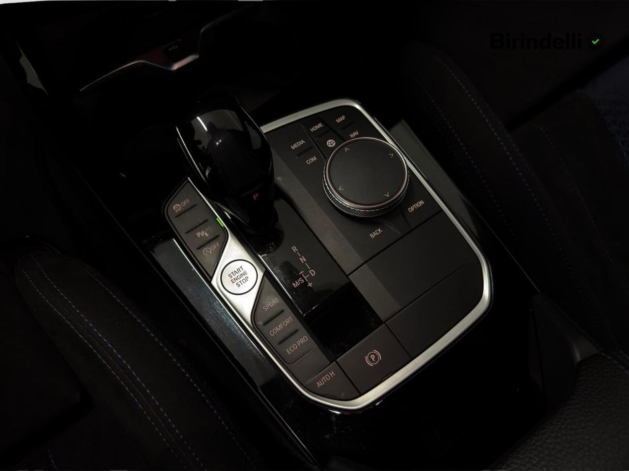 BMW Serie 1 (F40) - M 135i xDrive