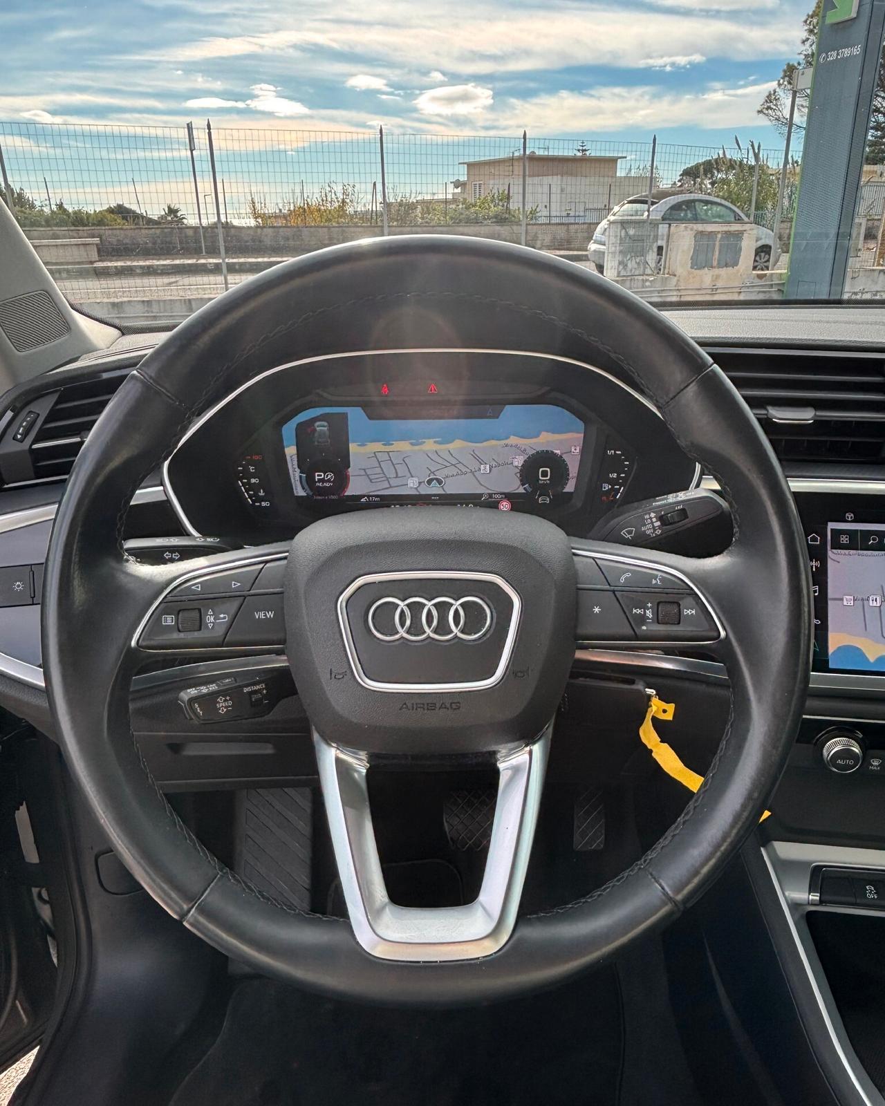 Audi Q3 35 TDI S tronic Business