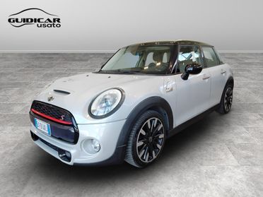 MINI Mini IV F55-F56 2014 - Mini 2.0 Cooper S 5p auto