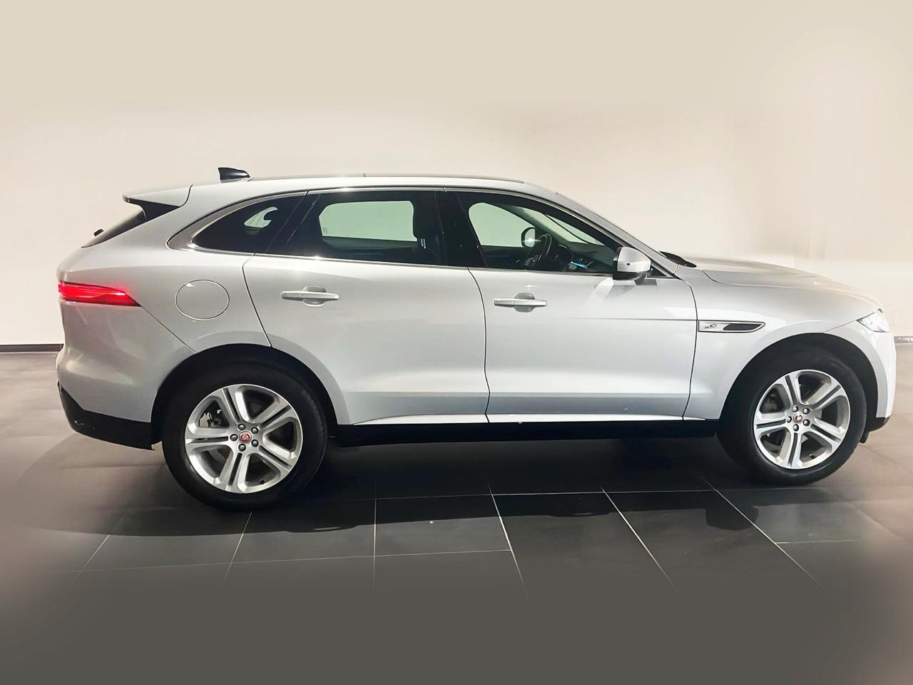 JAGUAR F-Pace - F-Pace 2.0d i4 mhev awd 204cv auto