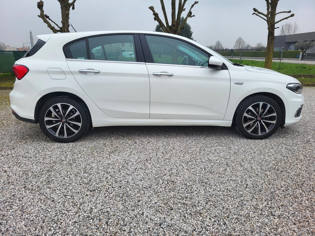 Fiat Tipo 1.6 Mjt S&S 5 porte Lounge
