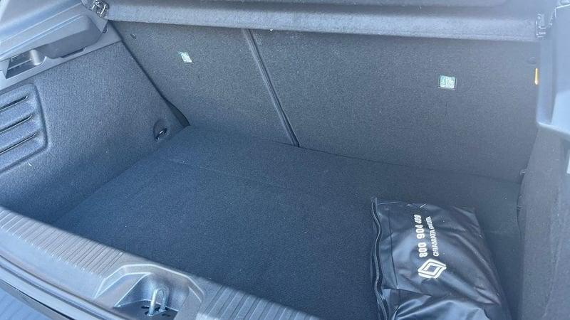 Renault Clio techno MY24 full hybrid E-Tech 145