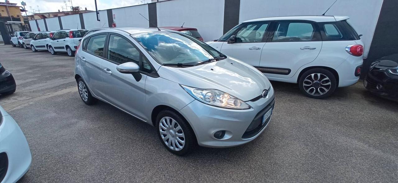 Ford Fiesta 1.4 TDCi LEGGI!