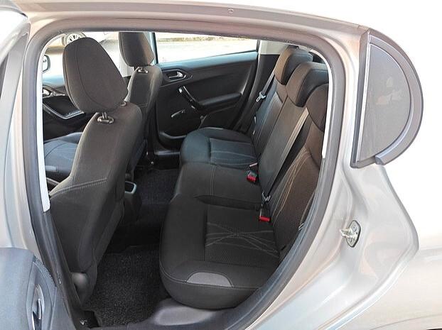 PEUGEOT 208 1.4 HDi 68 CV 5 porte - 2014