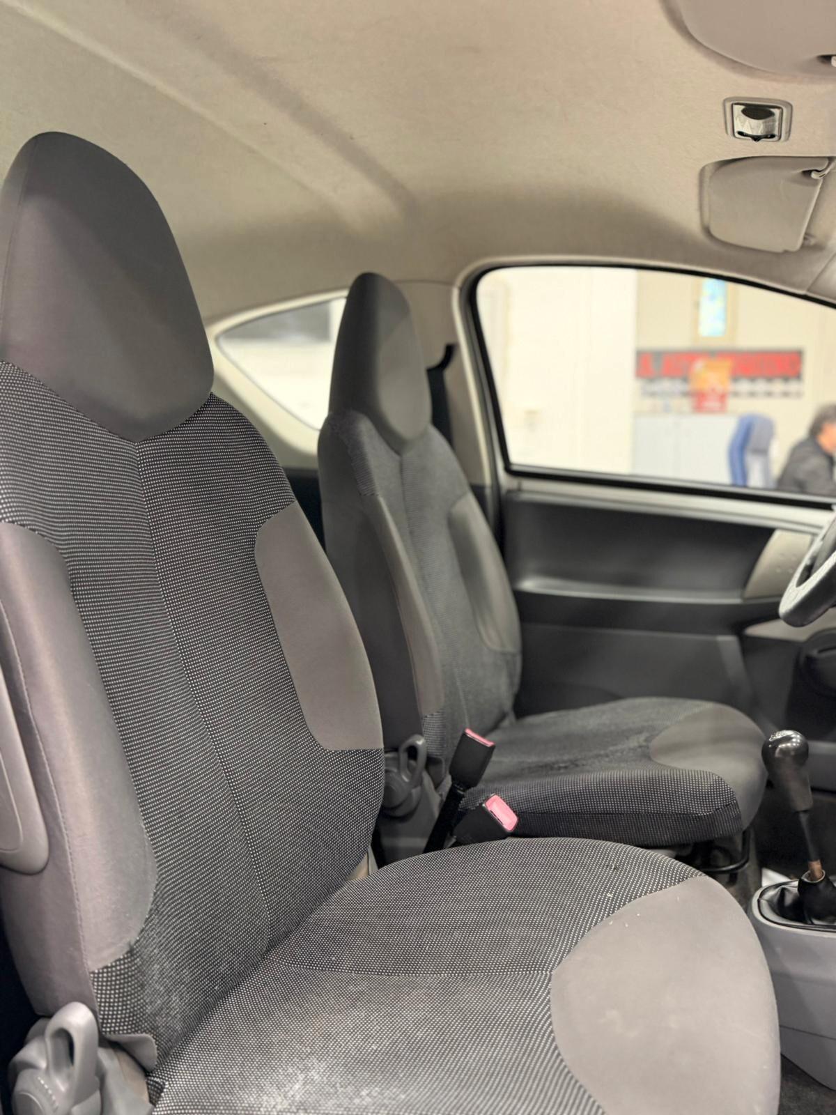 Peugeot 107 1.0 68CV 3p. Sweet Years