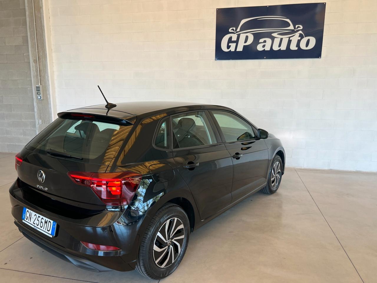 Volkswagen Polo 1.0 Life KM 23.414 ok neopatentati tagliandata vw prezzo reale senza finanziamento
