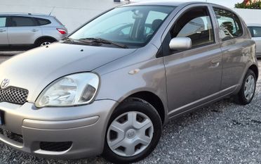 Toyota Yaris 1.4 tdi D-4D cat 5 porte Sol Blue