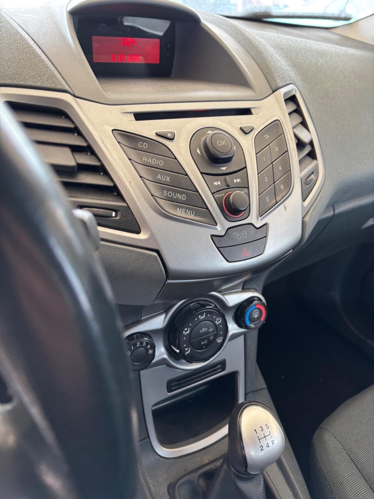 Ford Fiesta Fiesta 1.2 82CV 5 porte neo patentati