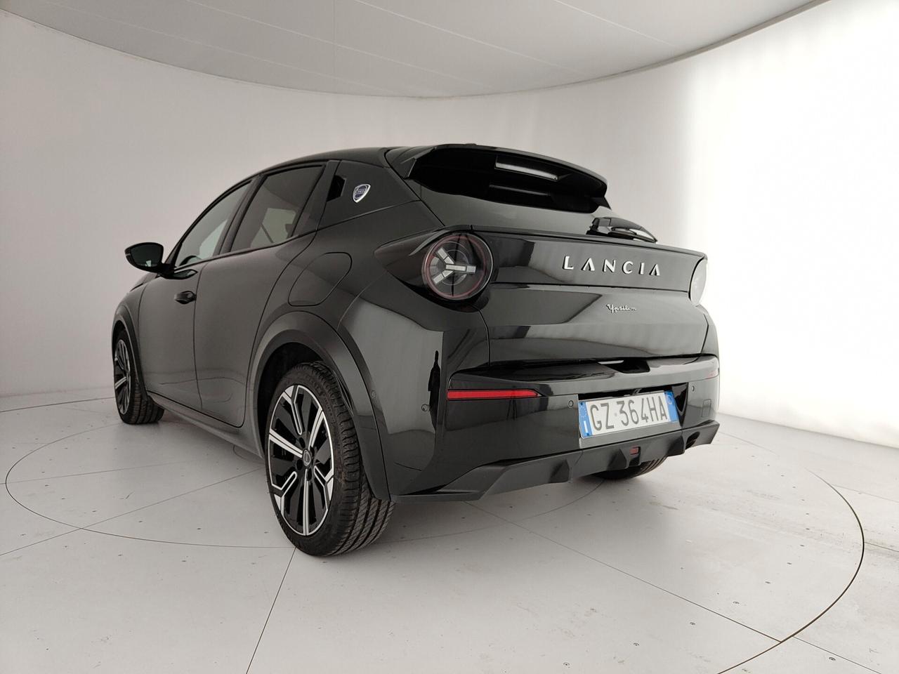 Lancia Ypsilon Hybrid e-DCT LX
