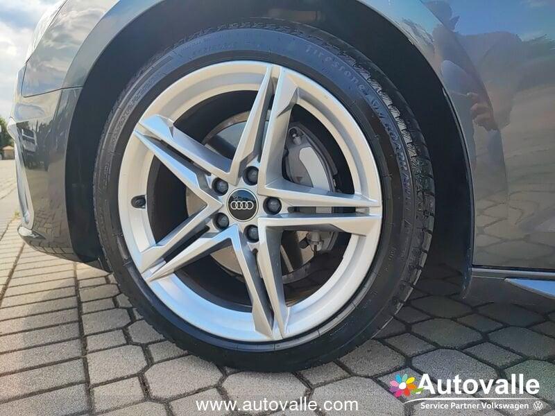 Audi A4 Avant 40 TDI quattro S tronic S line edition